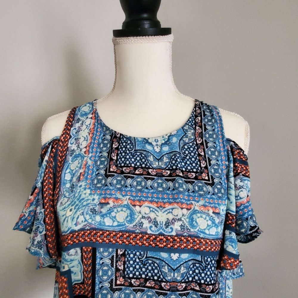 Bohemian Off the Shoulder Blouse - Picture 2 of 8